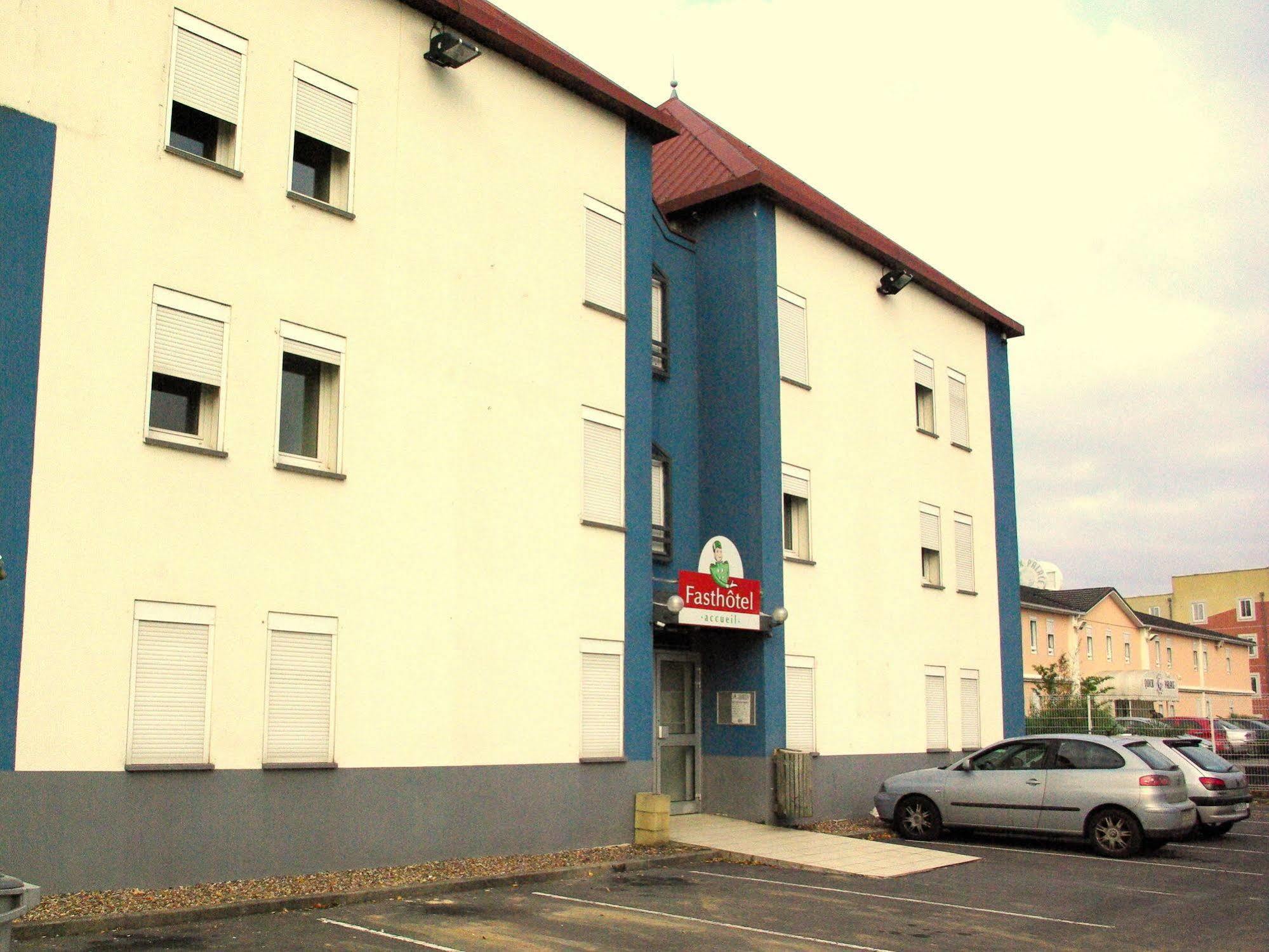 Fasthotel Lens Noyelles Godault Buitenkant foto